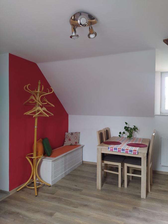 Podkrovni Apartman Pololan U Rybnika Nová Ves Zewnętrze zdjęcie